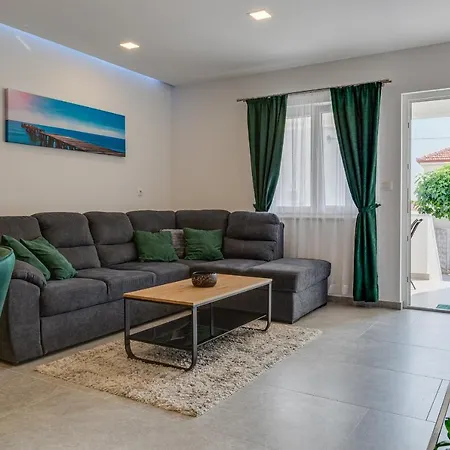 דירה Apartman Angel *